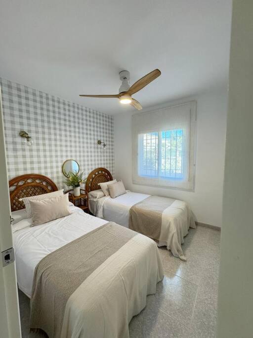 Nuevo Torrox Deluxe Beach & Piscina Екстер'єр фото