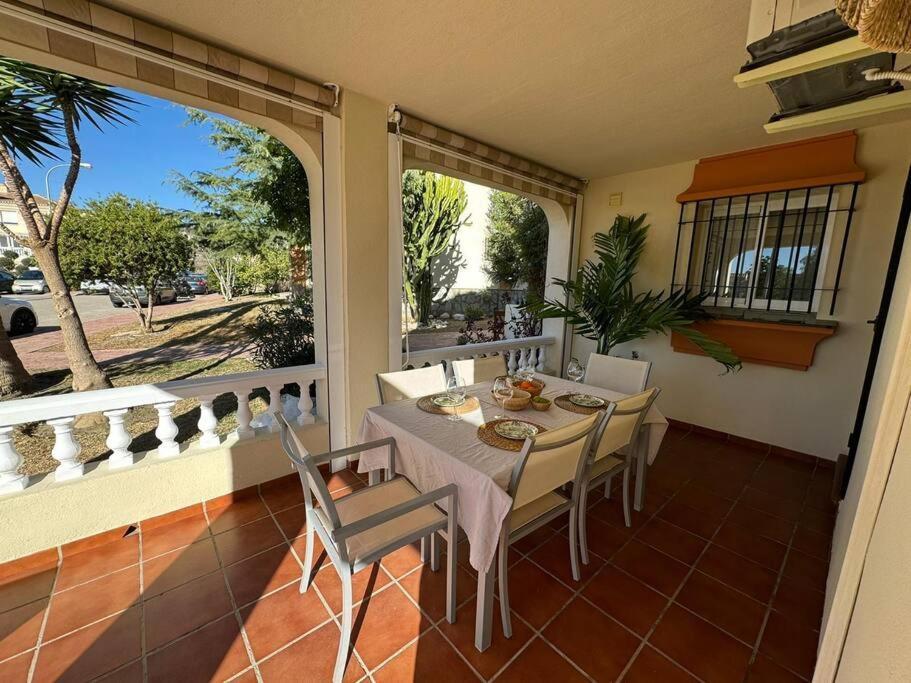 Nuevo Torrox Deluxe Beach & Piscina Екстер'єр фото