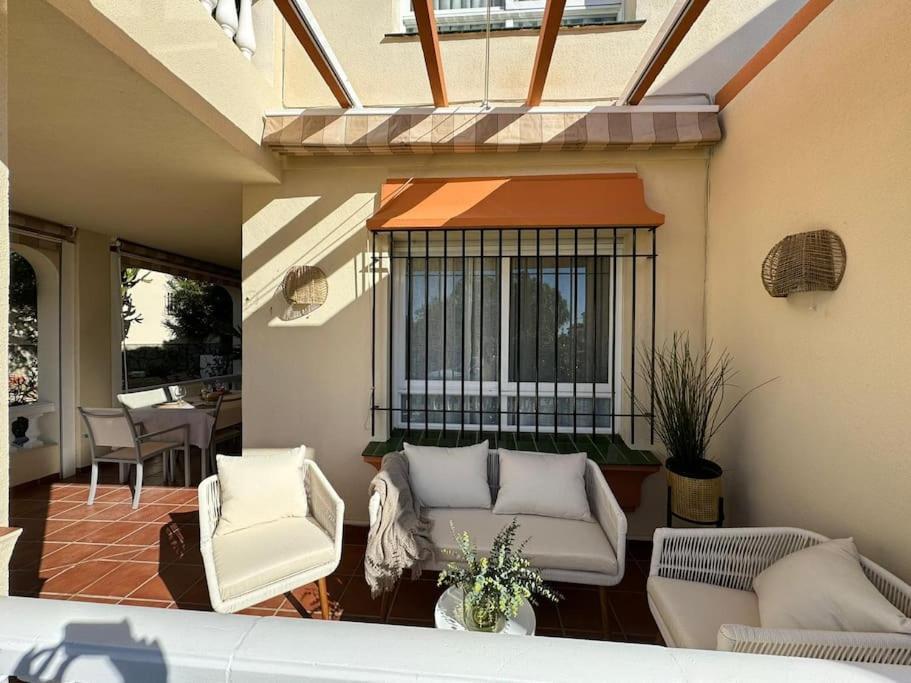 Nuevo Torrox Deluxe Beach & Piscina Екстер'єр фото