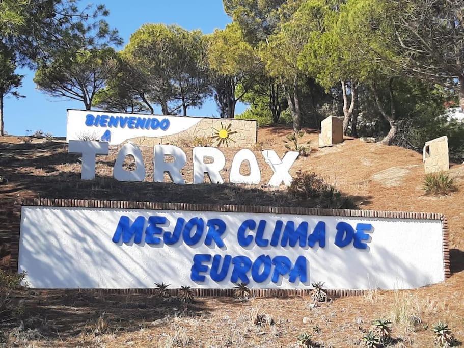 Nuevo Torrox Deluxe Beach & Piscina Екстер'єр фото