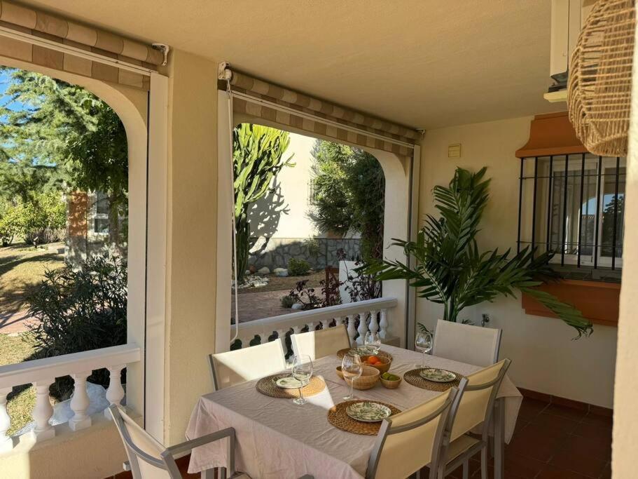 Nuevo Torrox Deluxe Beach & Piscina Екстер'єр фото